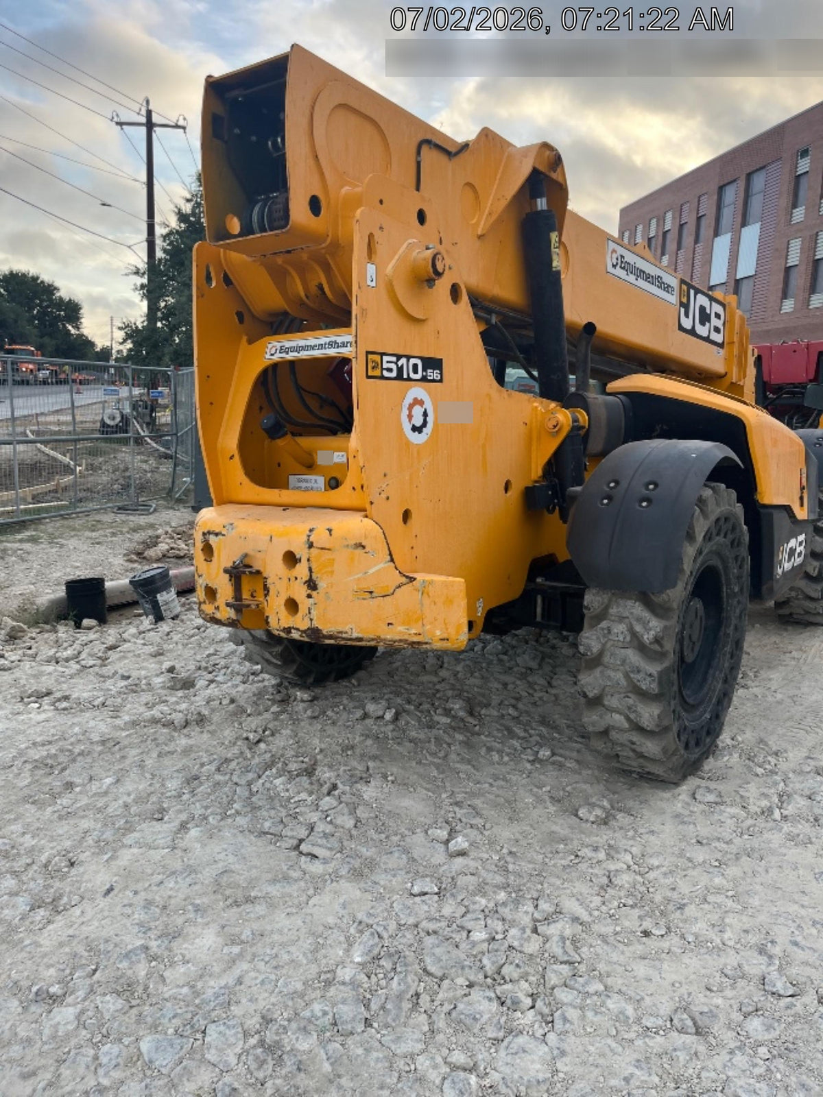 2020 JCB 510-56 Canopy, 74 HP, Solid Tires, STD Worklight, Beacon, Aux Hydraulics, Lifting Eye, Back up Alarm w/66" Carriage/60" Forks