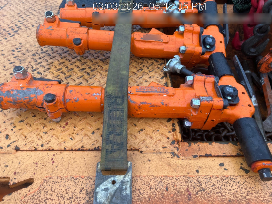 2025 MICHIGAN PNEUMATIC ES-TPB30-1-TRACKER