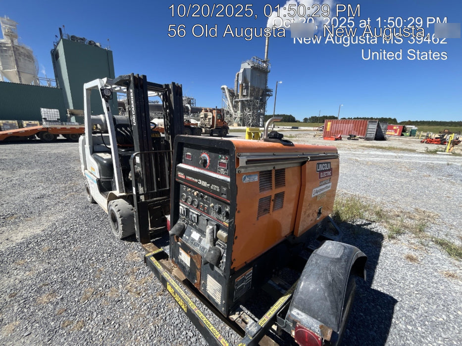 2021 Lincoln Electric Vantage 322 Vantage 322 Ready Pak 3 w/ Telematics & Decals, ORANGE (includes trailer, cable rack, fender light kit)