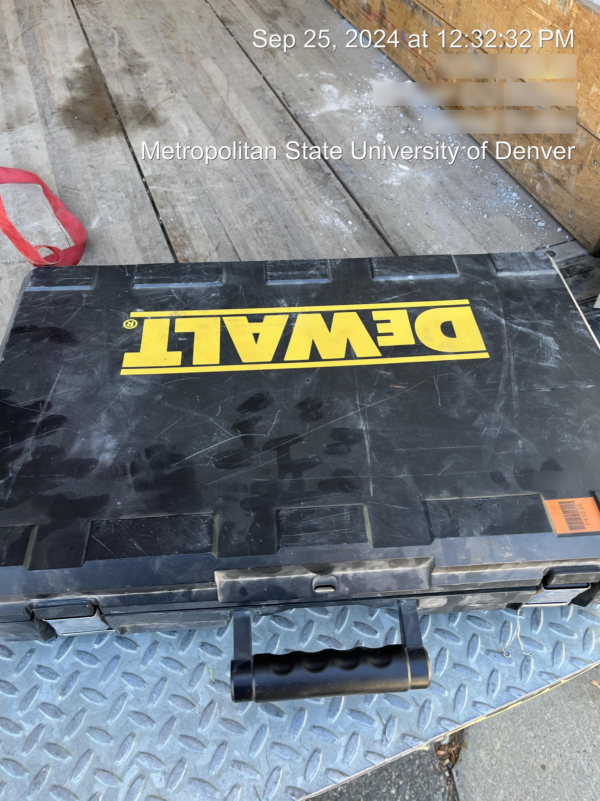 2021 DEWALT DCE350M2