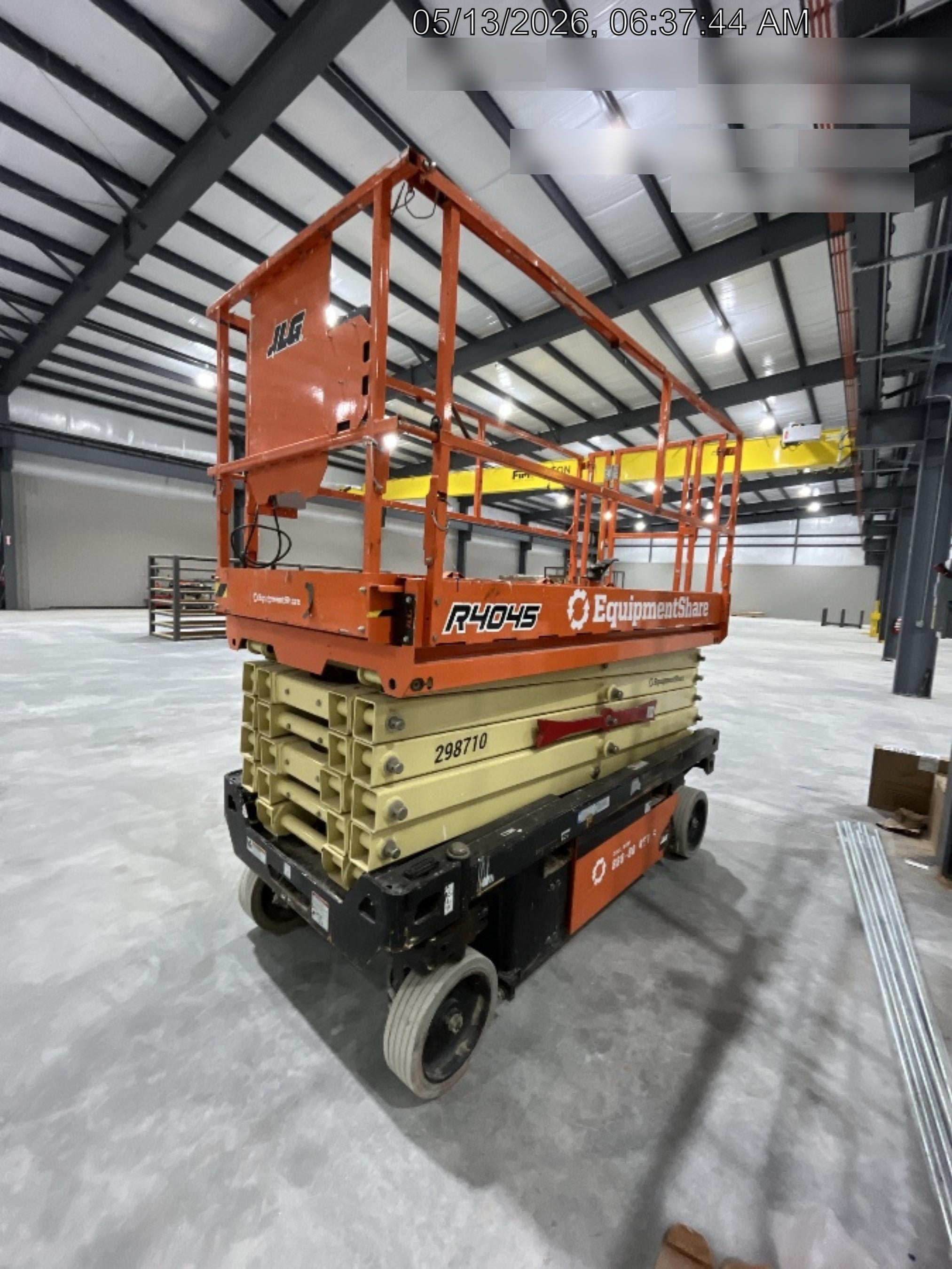 2023 JLG R4045