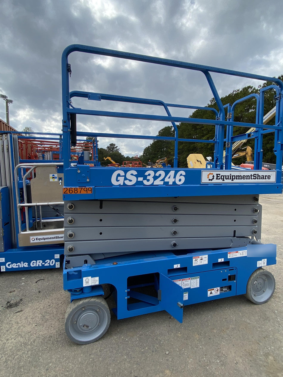 2022 GENIE GS-3246