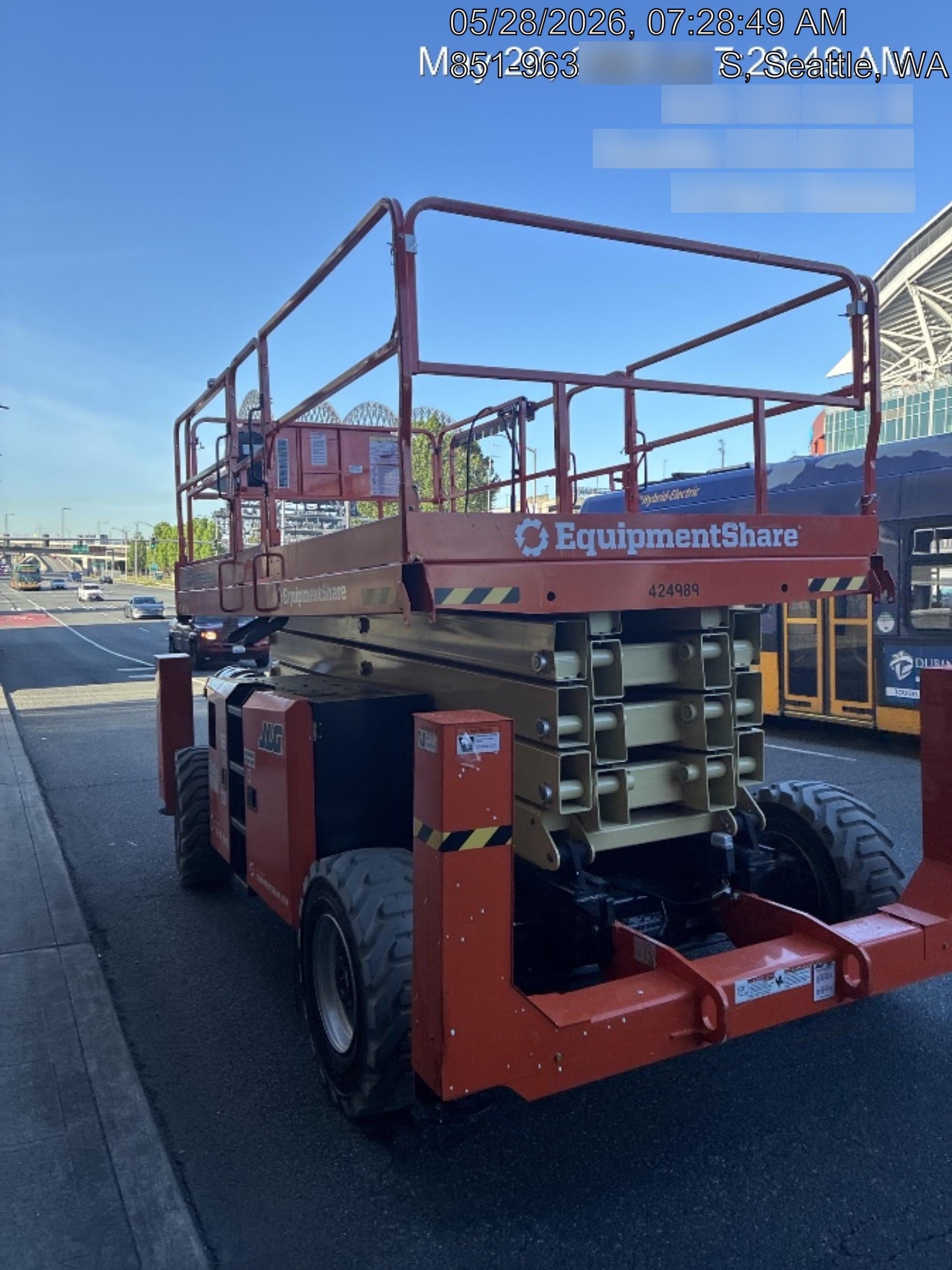 2024 JLG RT4394