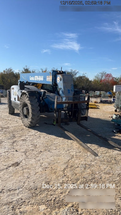 2018 Genie GTH-844 Genie GTH-844 w/Enclosed Cab w/HVAC, Work Lights, Solid Tires, Beacon, 60" Carriage and Forks