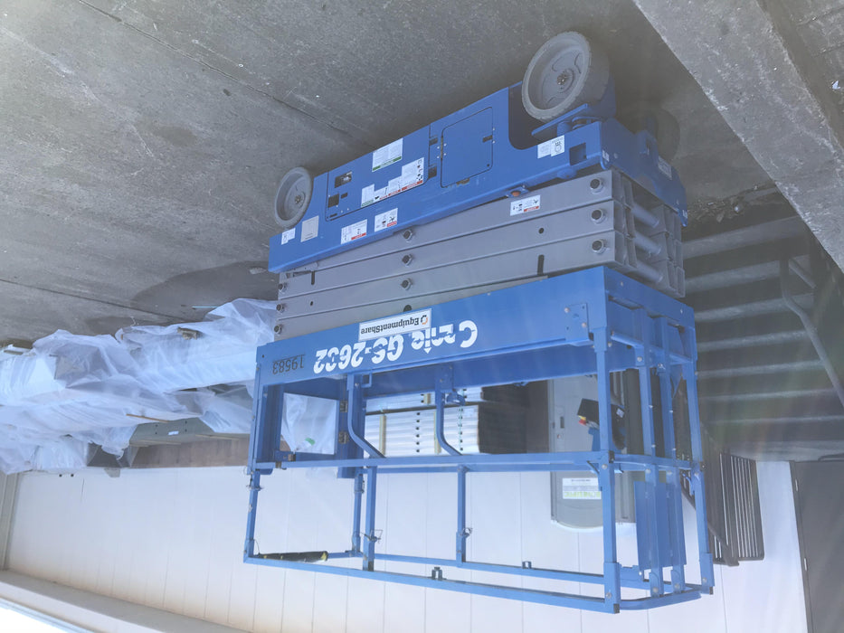 2018 Genie GS-2632 Genie GS-2632 w/Fixed Rail, Chain Entry