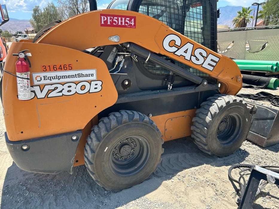 2023 CASE SV280