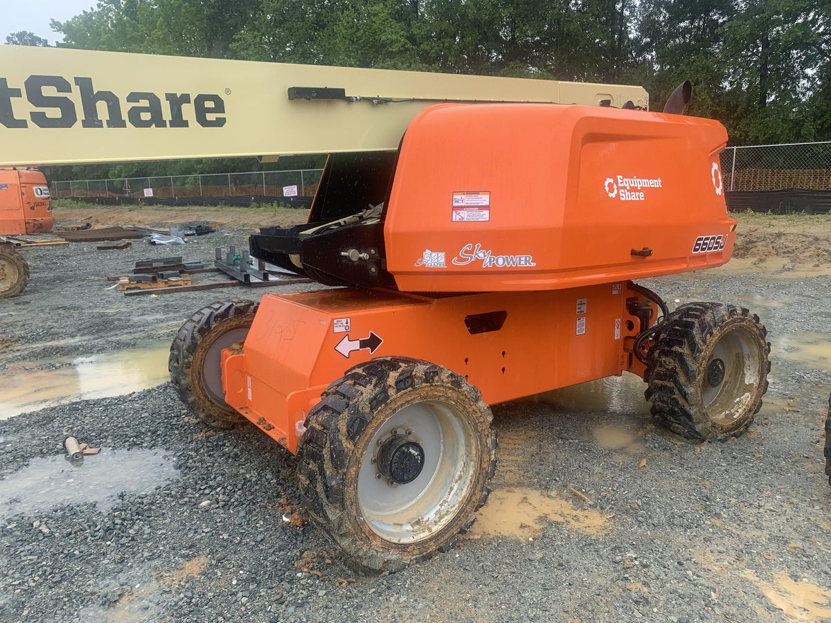 2023 JLG 660SJ