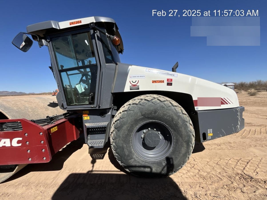 2023 DYNAPAC CA2500D