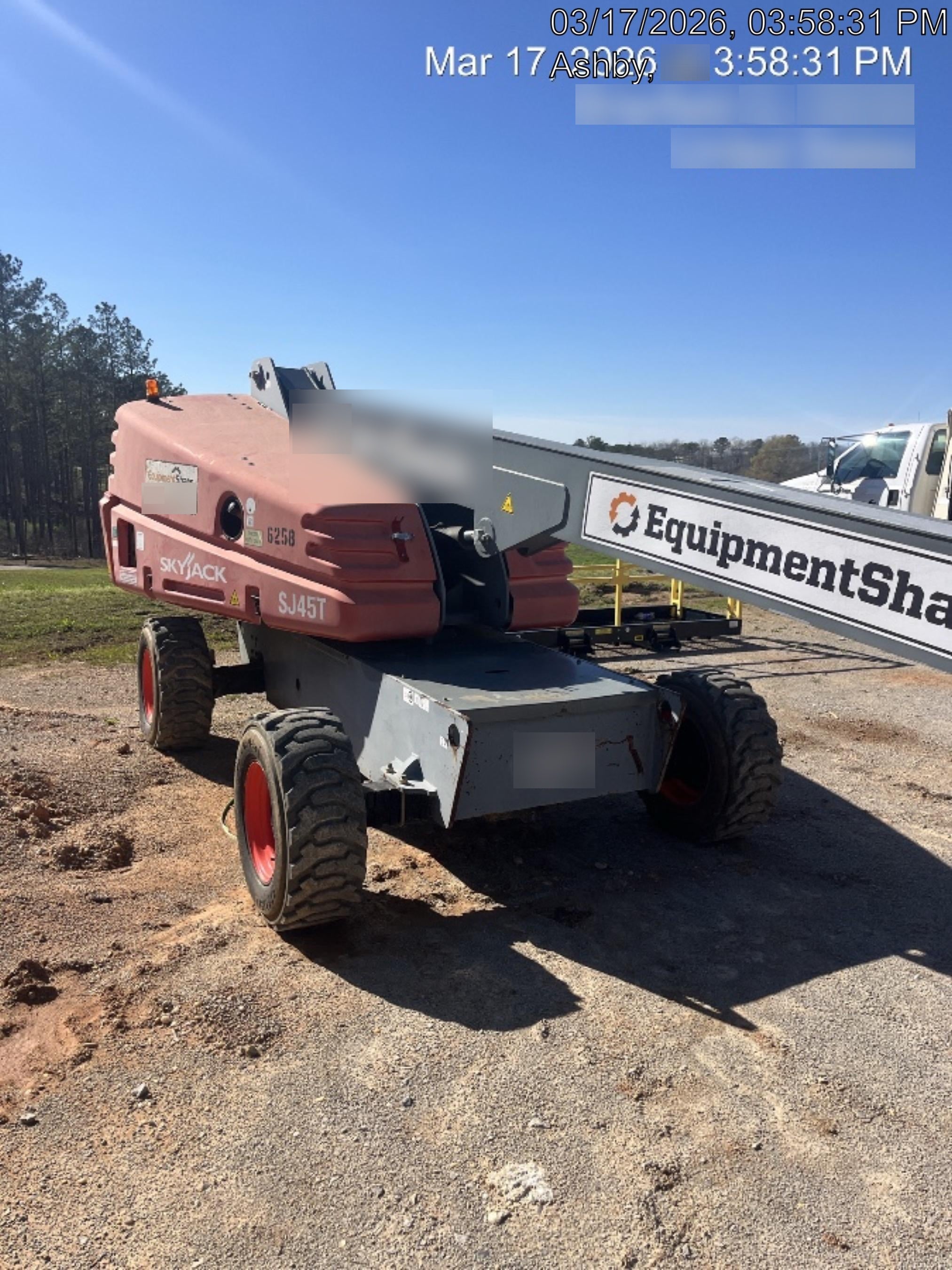 2017 SKYJACK SJ45T+