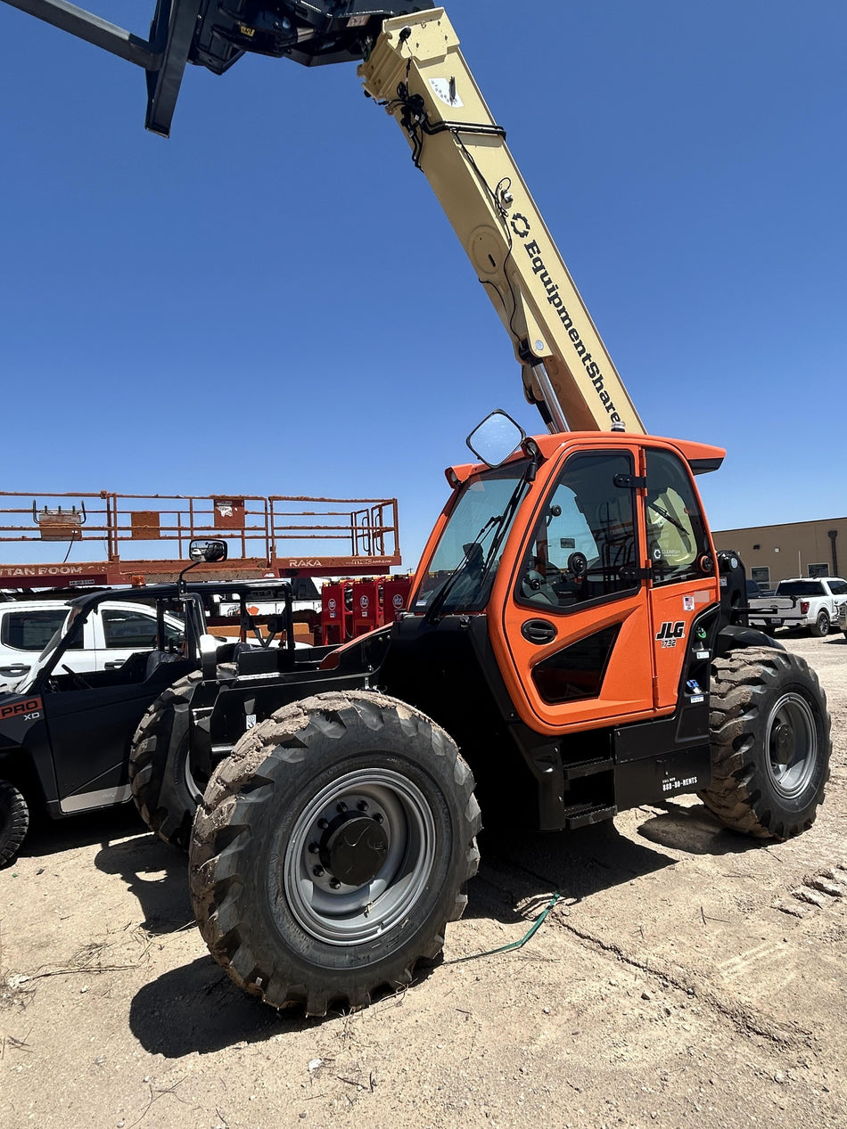 2026 JLG 1732