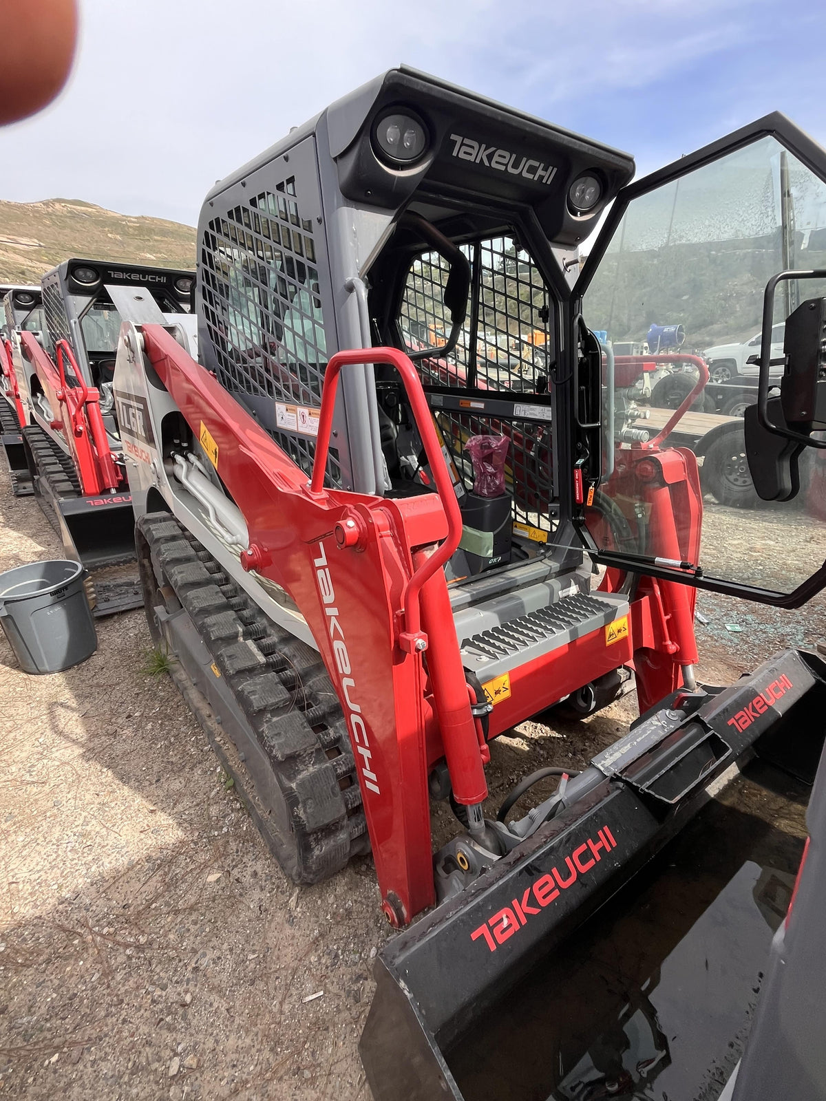 2024 TAKEUCHI TL6CR