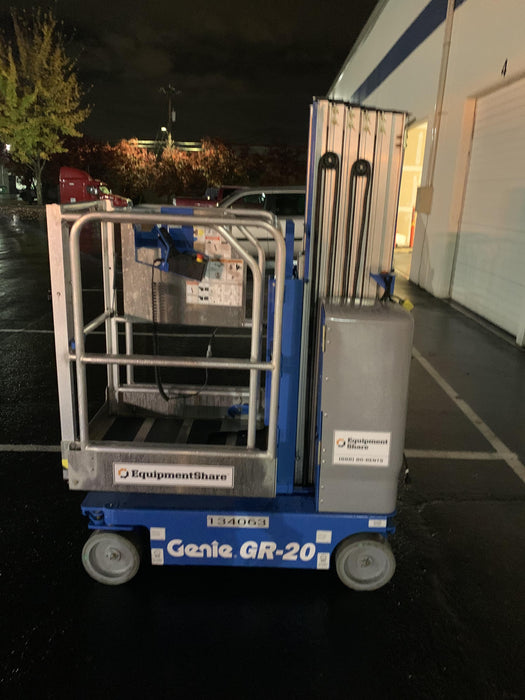 2021 GENIE GR-20