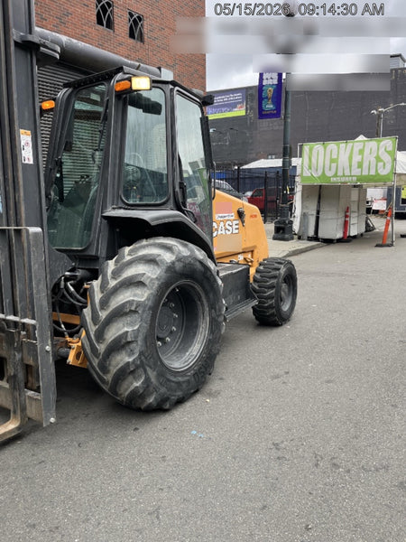 2021 CASE 588H