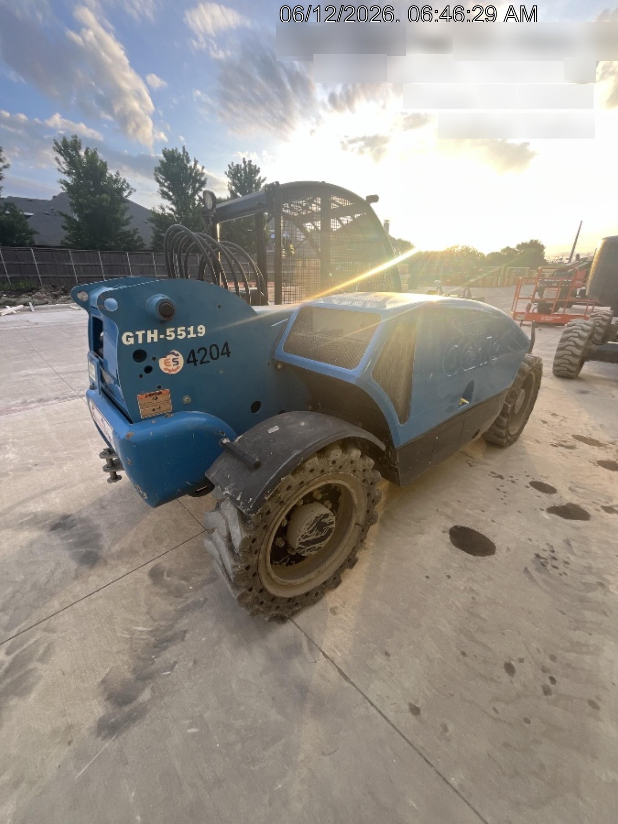 2017 GENIE GTH-5519