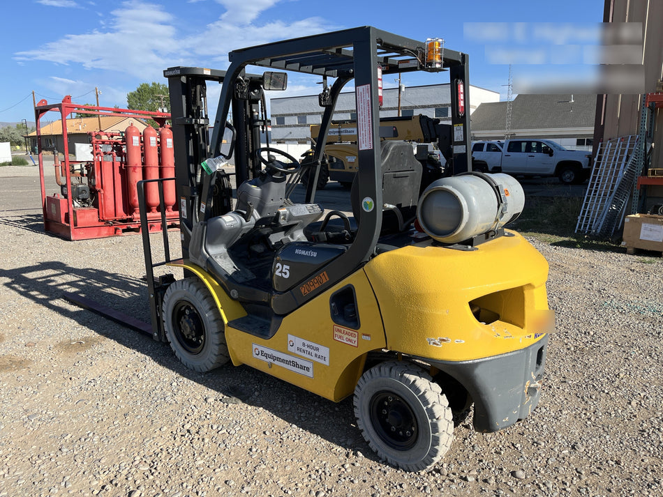 2022 KOMATSU FG25T-16