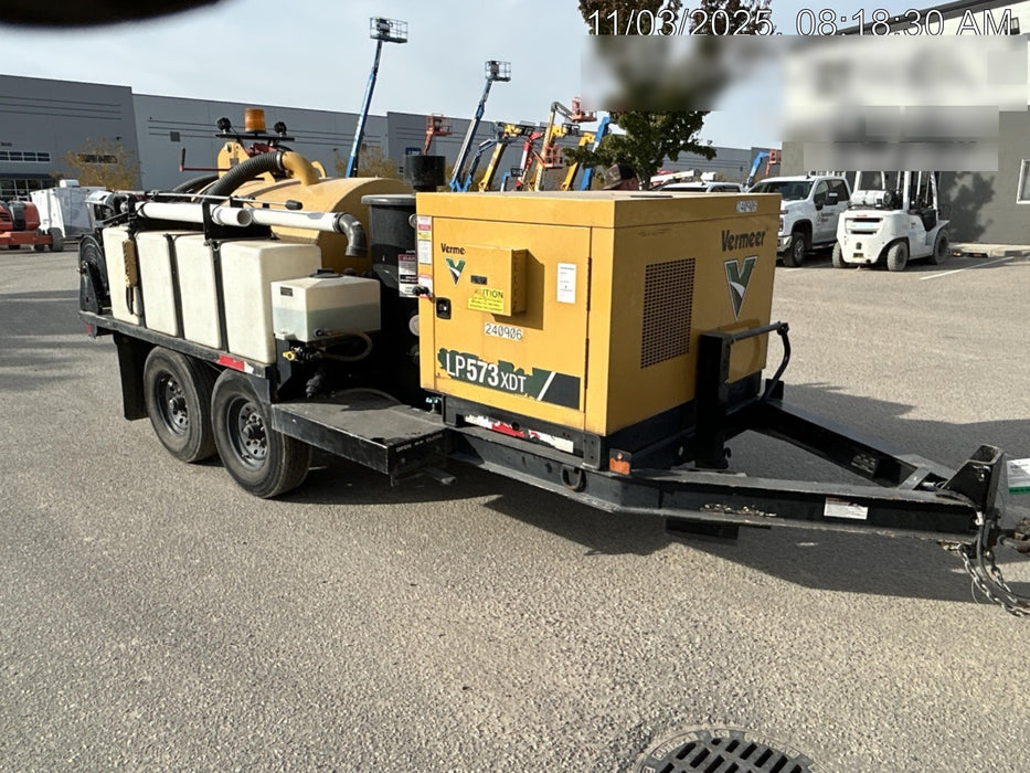 2022 VAC-TRON LP573XDT