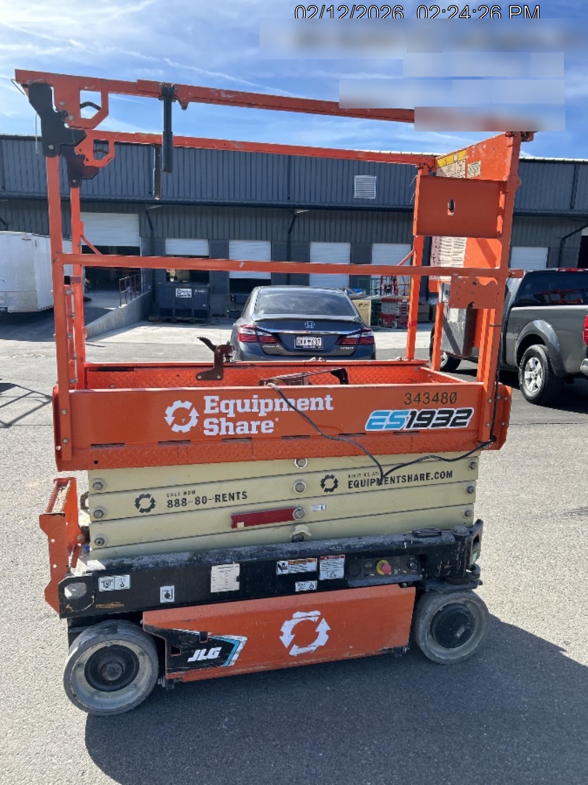 2023 JLG ES1932