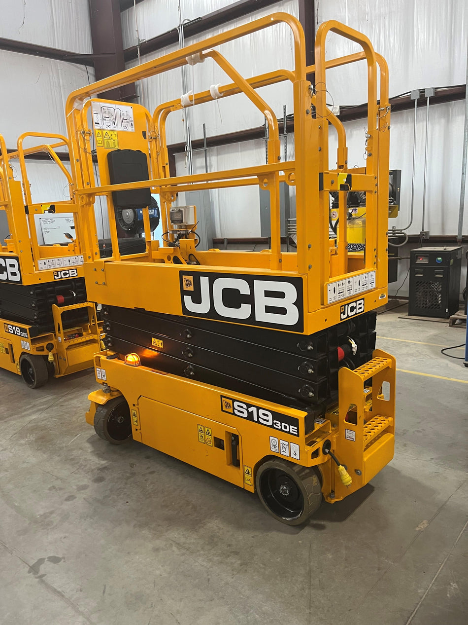 2023 JCB S1930E