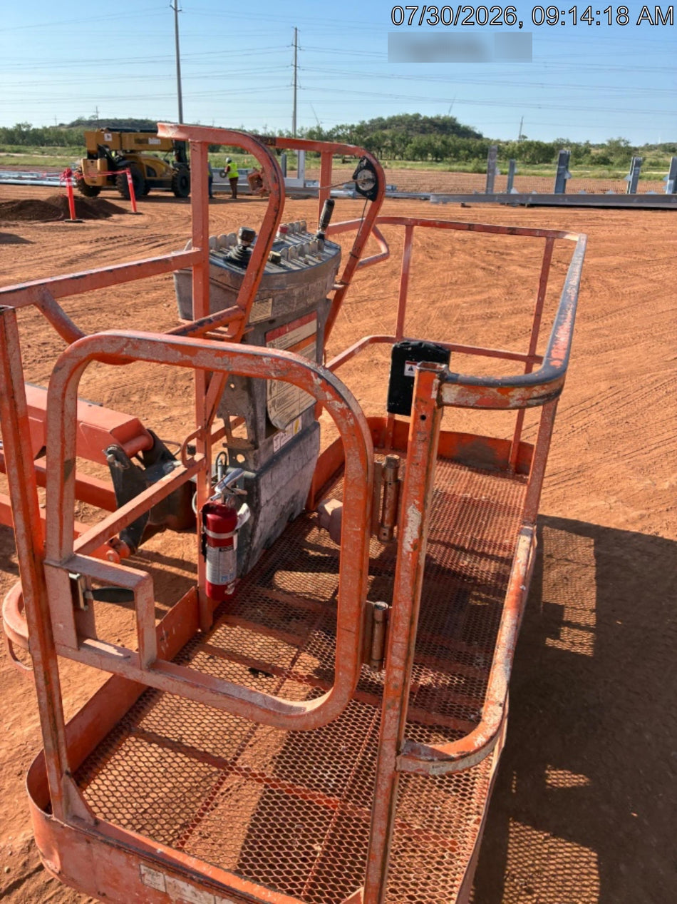 2019 JLG 460SJ