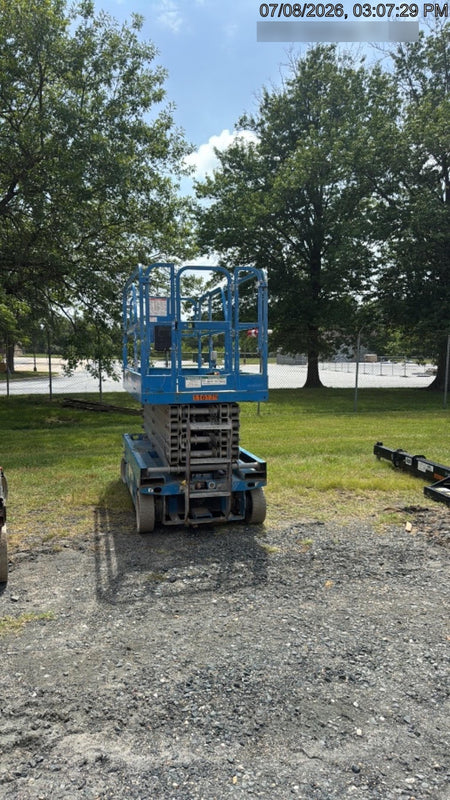 2022 JLG ES3246