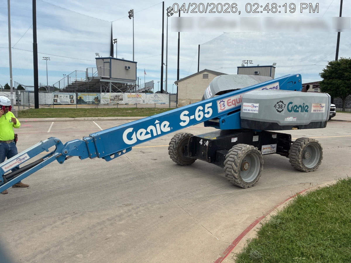 2017 GENIE S-65