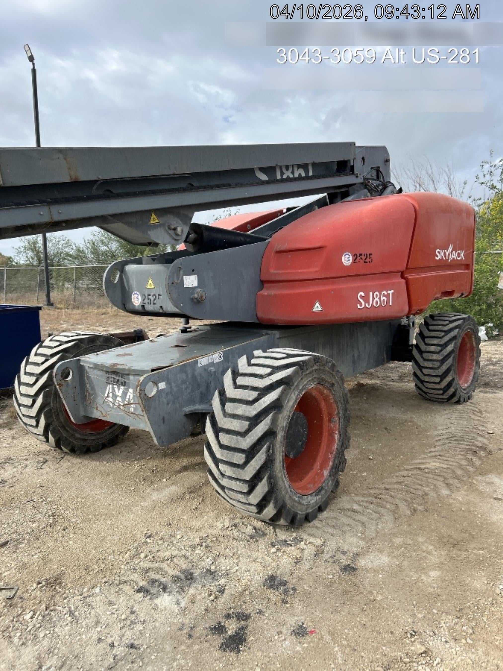 2016 SKYJACK SJ86T