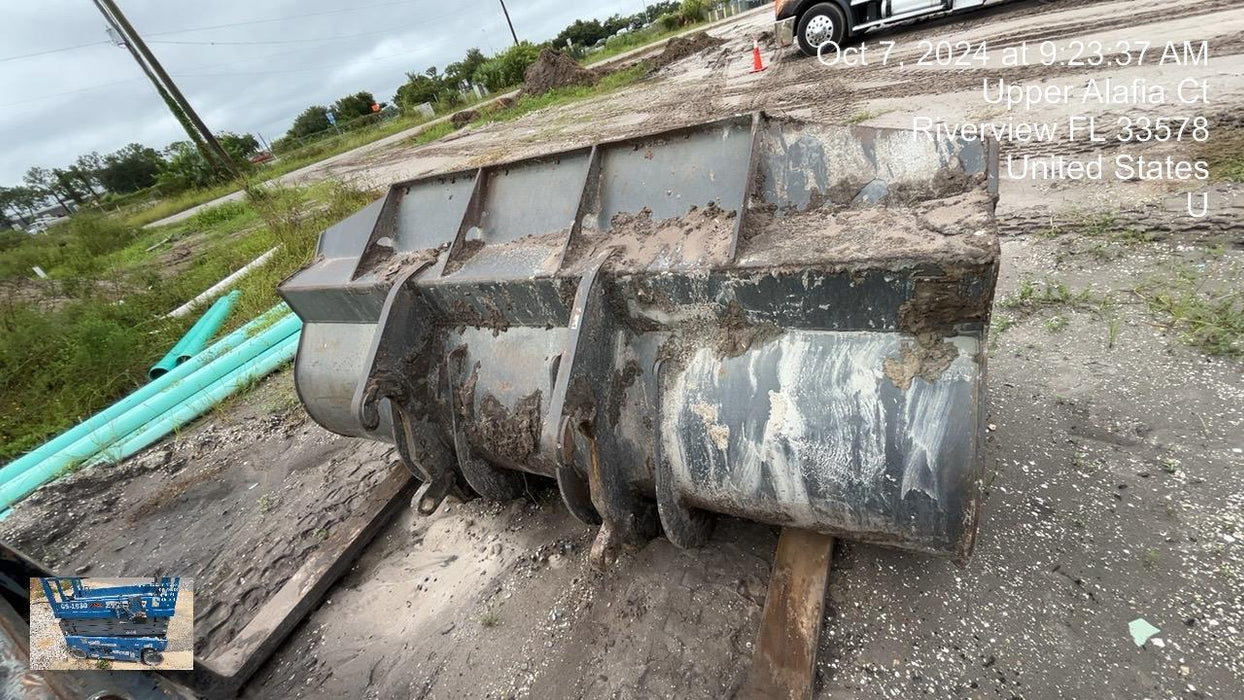 2018 WERK-BRAU 3.0 cu yd Bucket - Werk-Brau