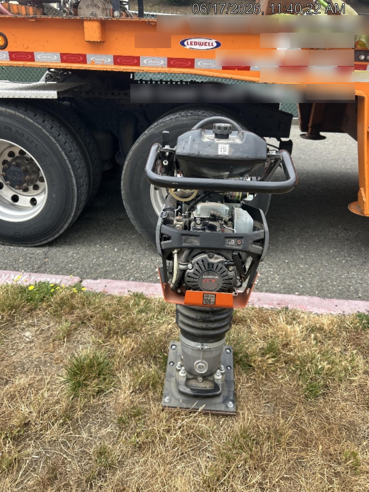 2024 HUSQVARNA LT6005