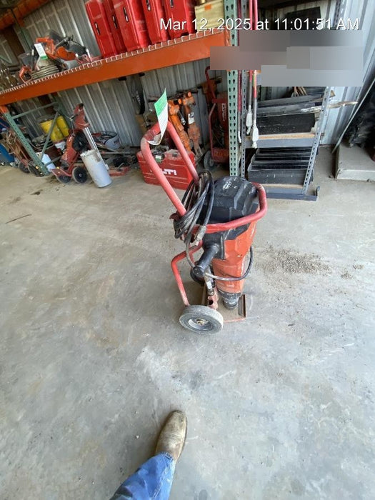 2022 HILTI TE 3000-AVR