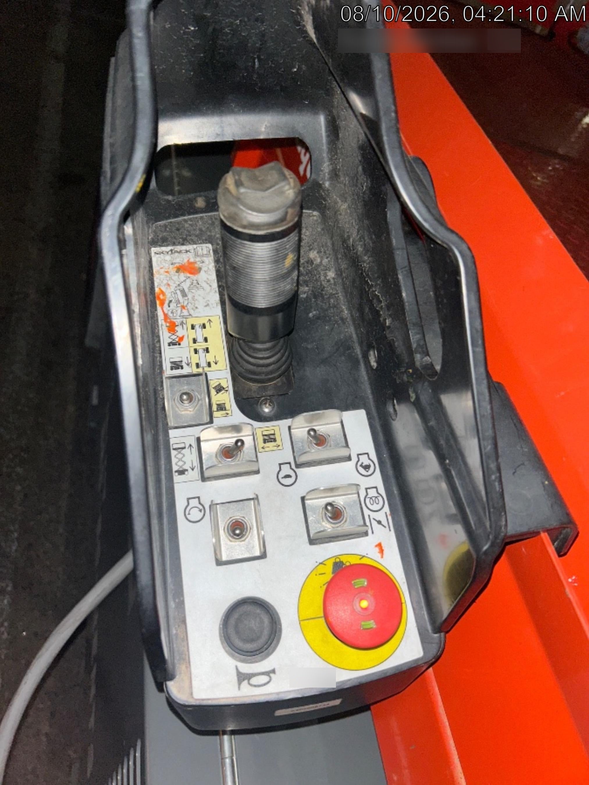 2025 SKYJACK SJ6826 RT