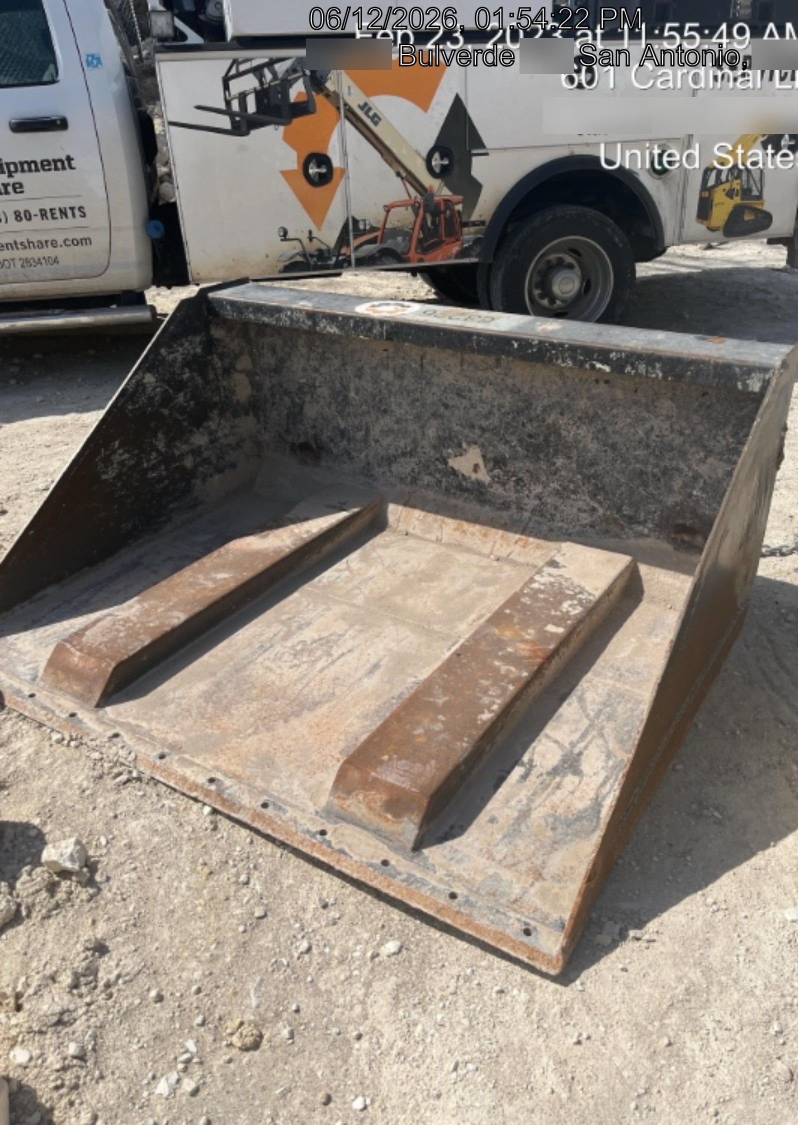 2017 ARROW MATERIAL HANDLING Telehandler Bucket - Slide-On Forks