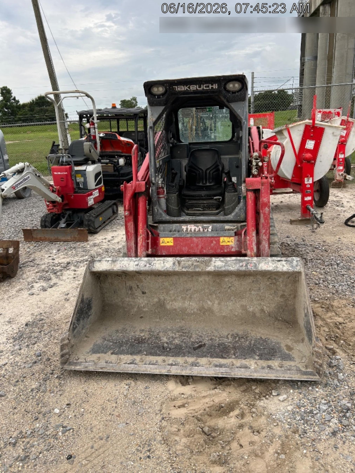2022 TAKEUCHI TL6R