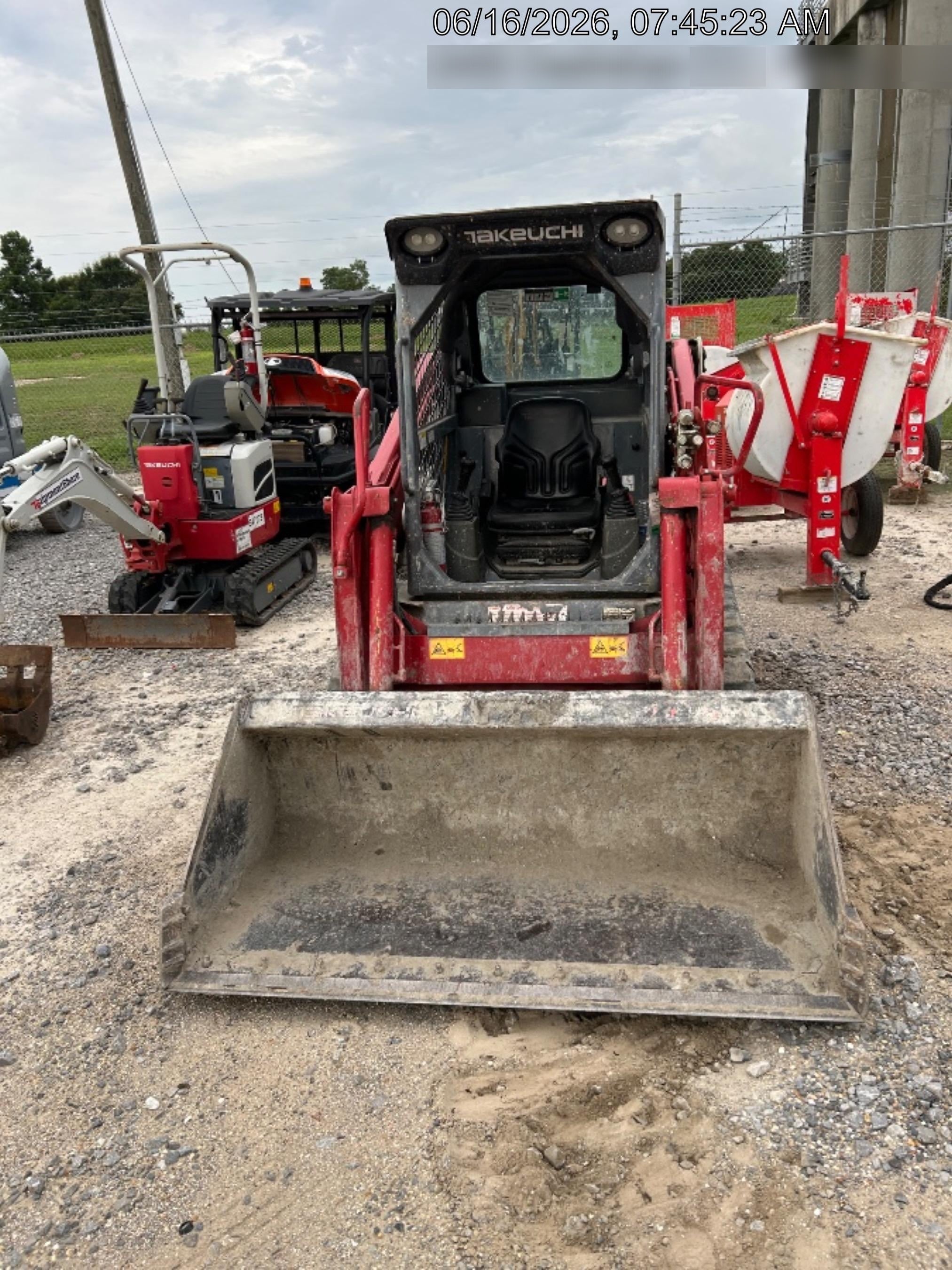 2022 TAKEUCHI TL6R