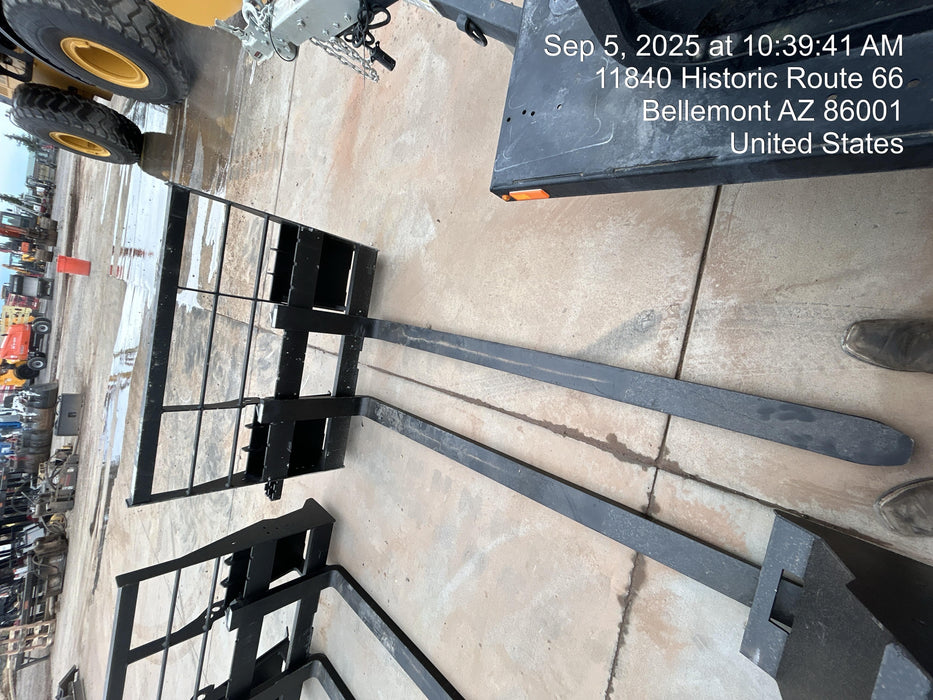 2025 ARROW MATERIAL HANDLING 72" Pallet Forks - Arrow