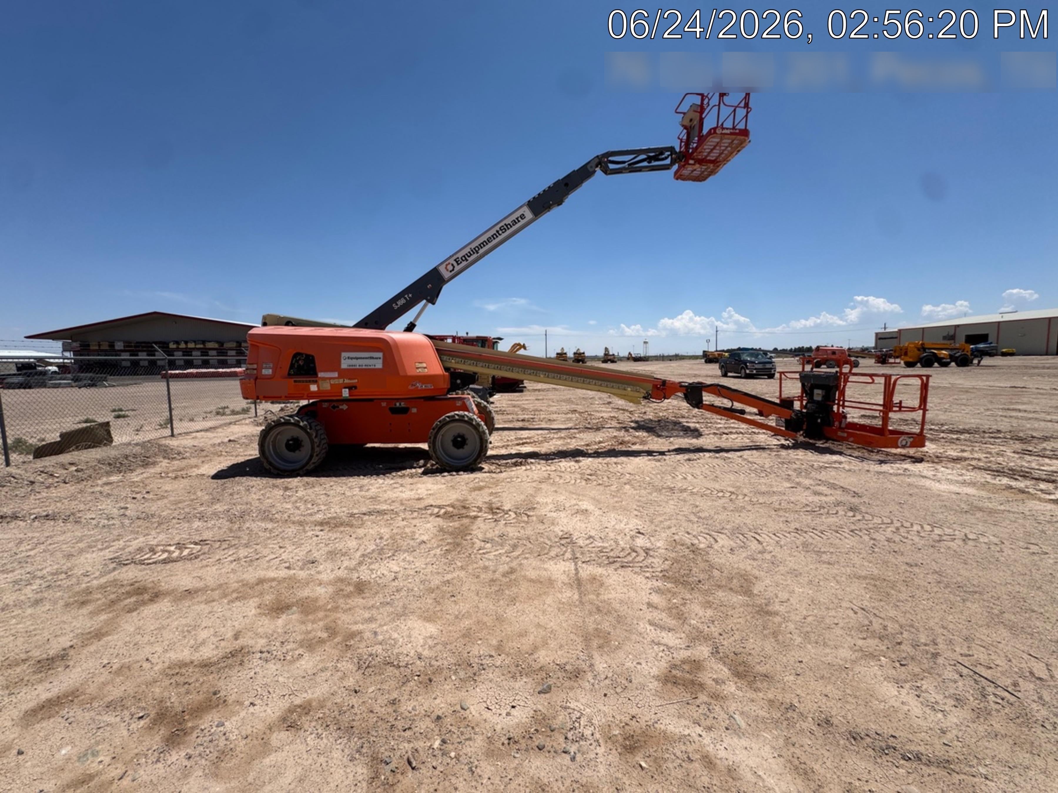 2019 JLG 660SJ
