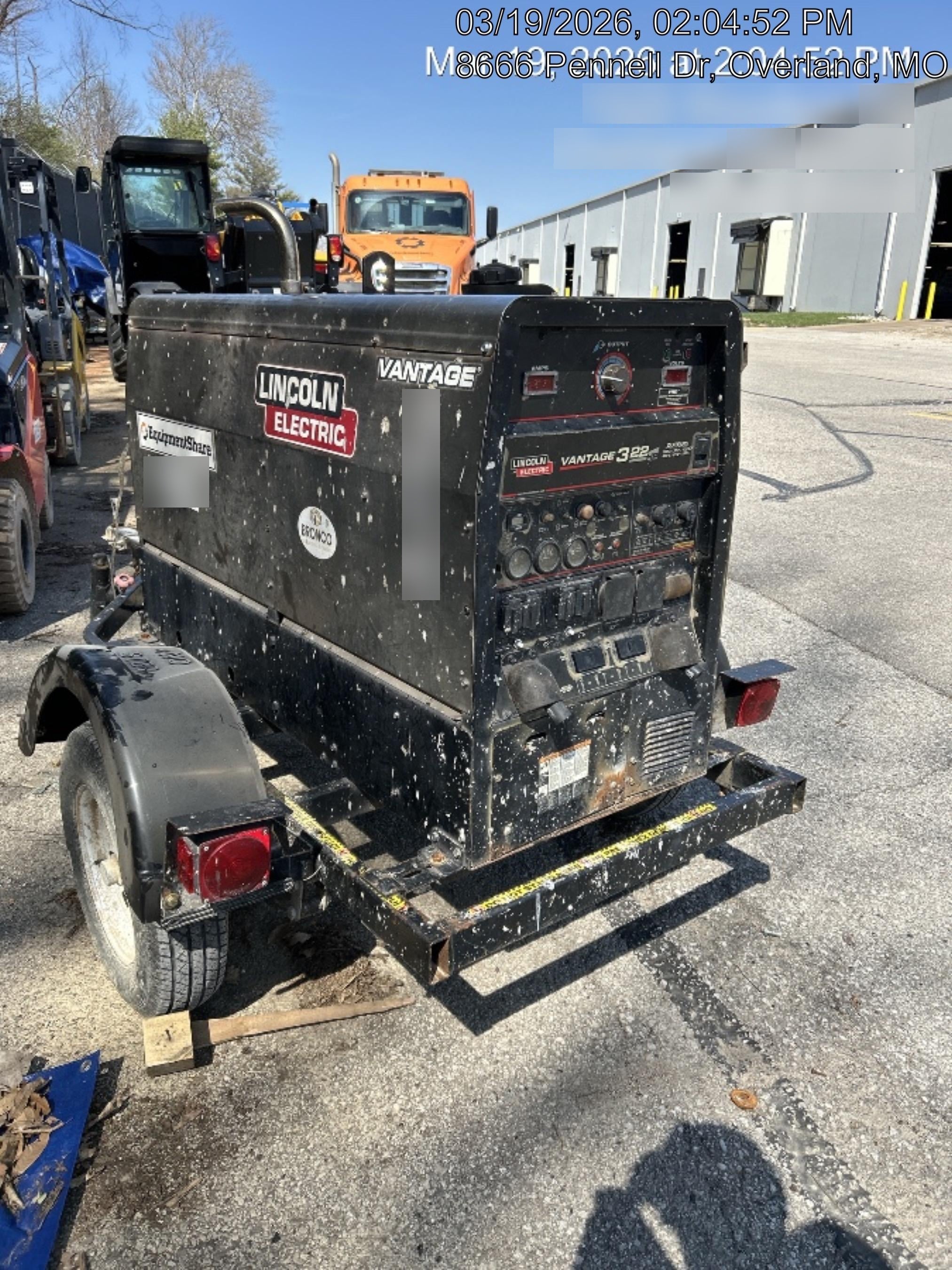 2019 Lincoln Electric Vantage 322 Welder Ready-Pak 3, Two wheel trailer, Fender and Light kit, Cable Rack