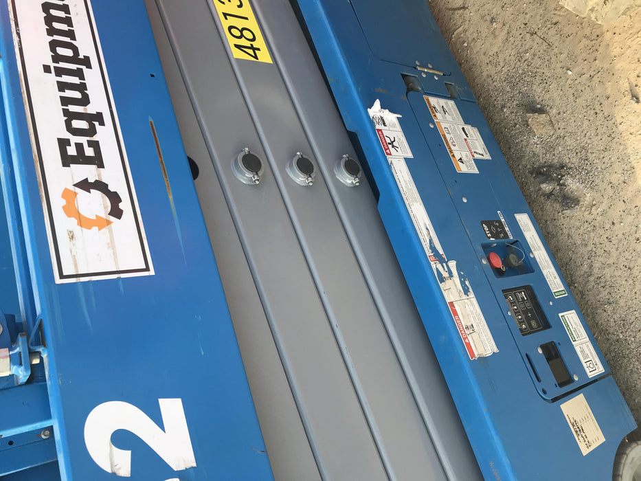 2019 Genie GS-2632 Folding rails with half height swing gate