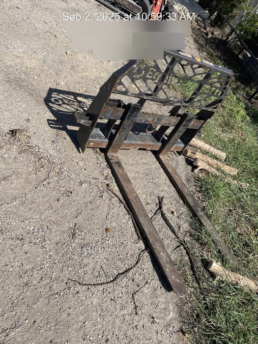 2020 PALADIN 48" Pallet Forks - Paladin
