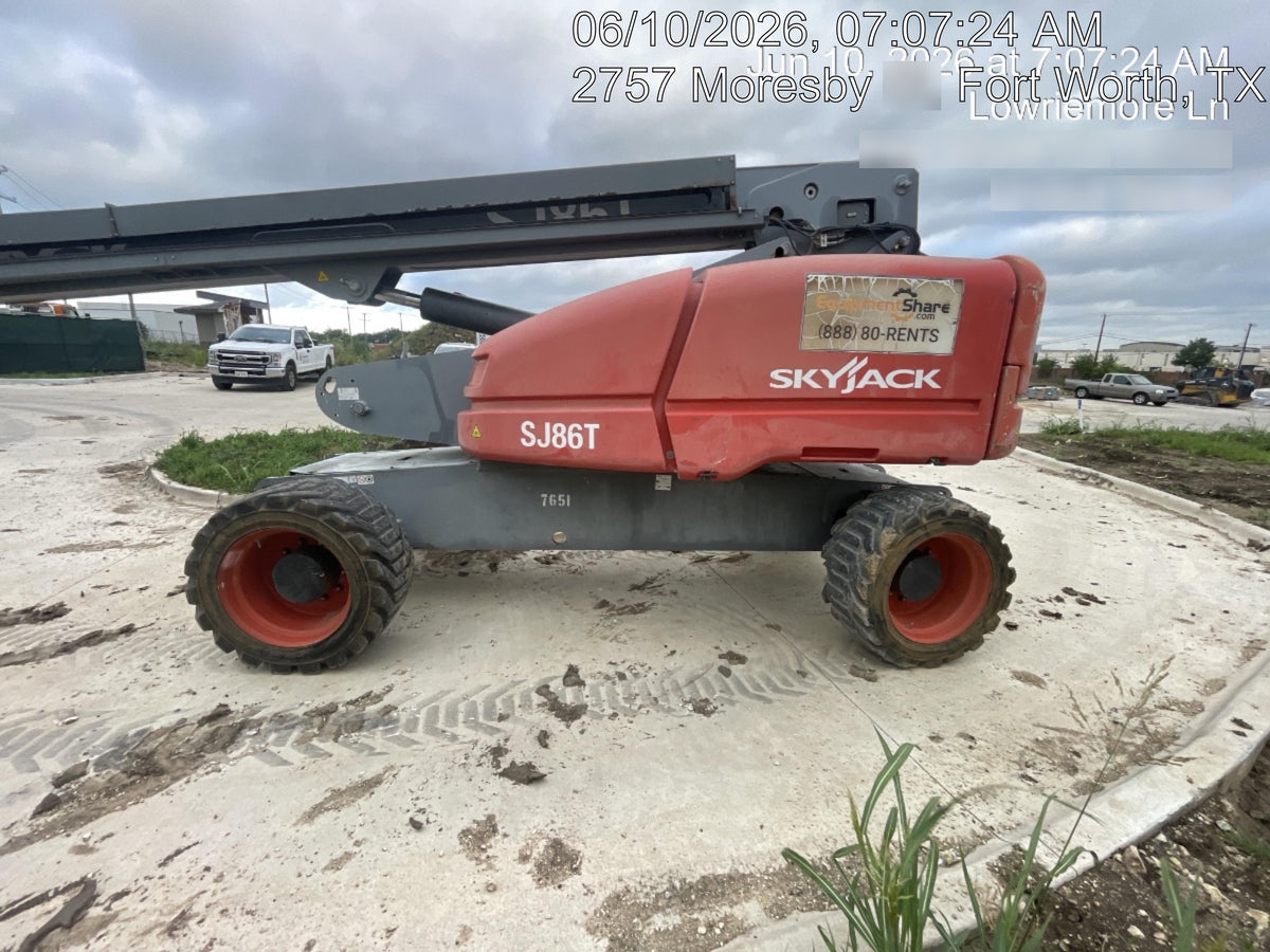 2018 Skyjack SJ86T Skyjack SJ86T w/Diesel Engine, Foam Filled Tires, Flashing Beacon, Glazier Kit