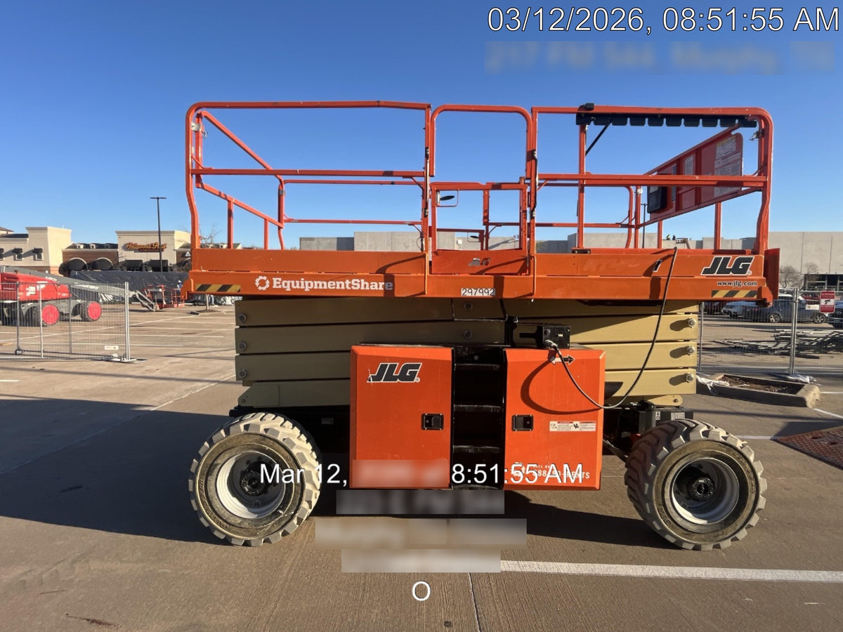 2023 JLG RT4394