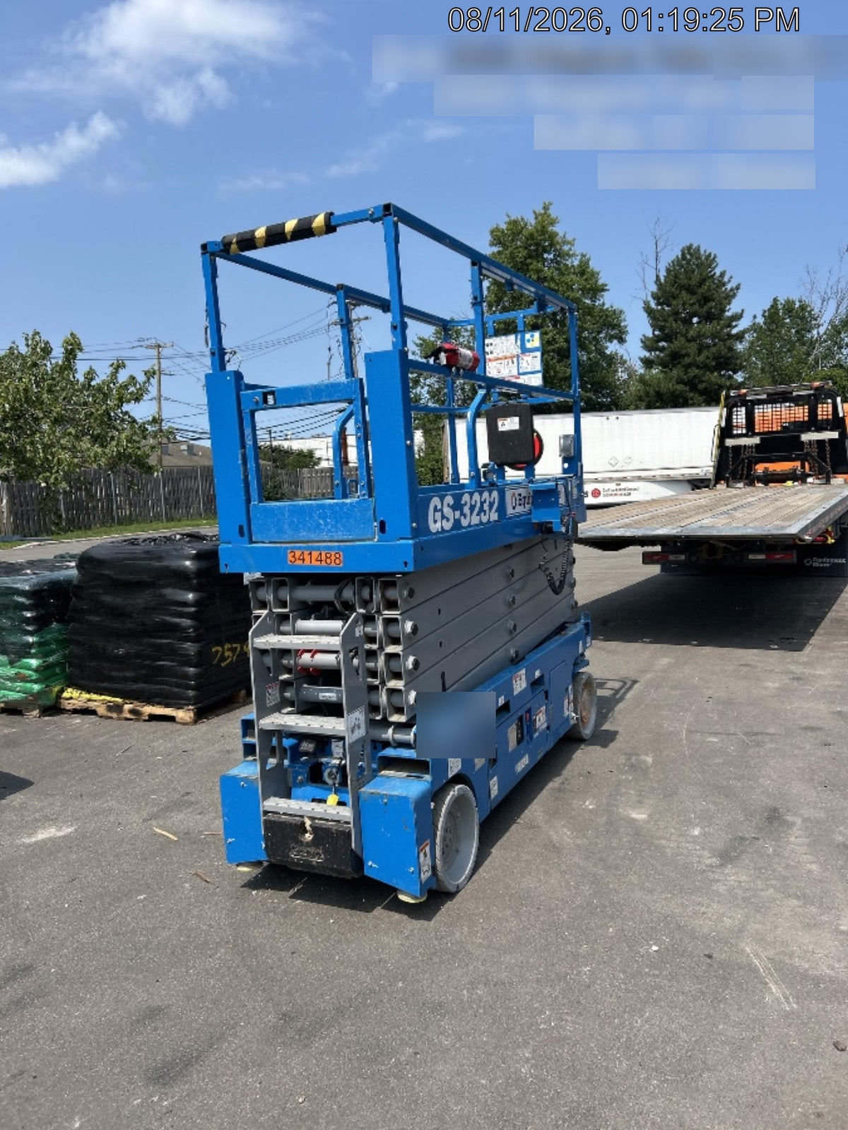 2023 GENIE GS-3232