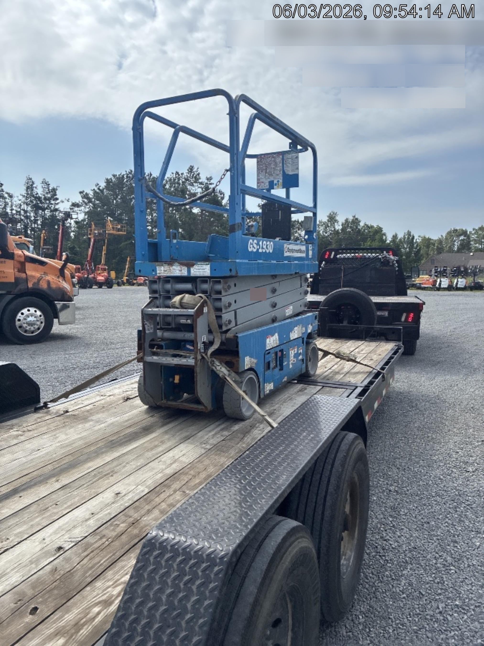 2020 Genie GS-1930 Fixed rails with chain entry gate - Pre A92.20