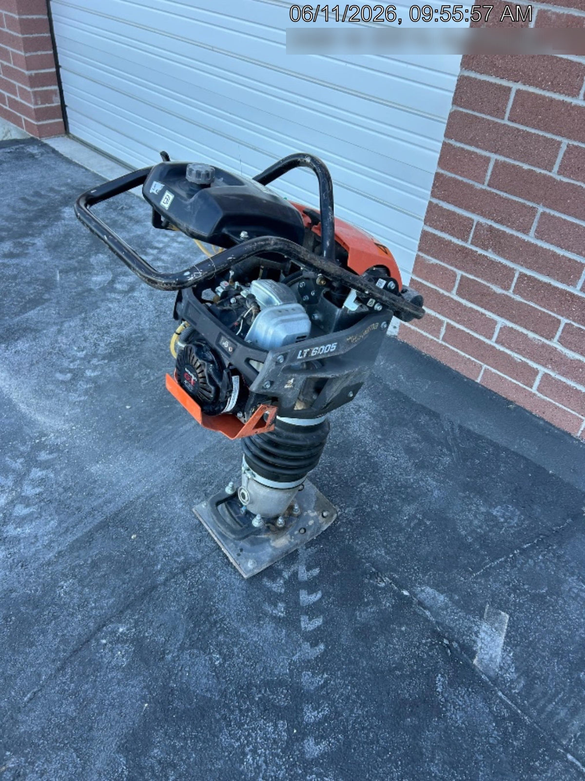 2024 HUSQVARNA LT6005