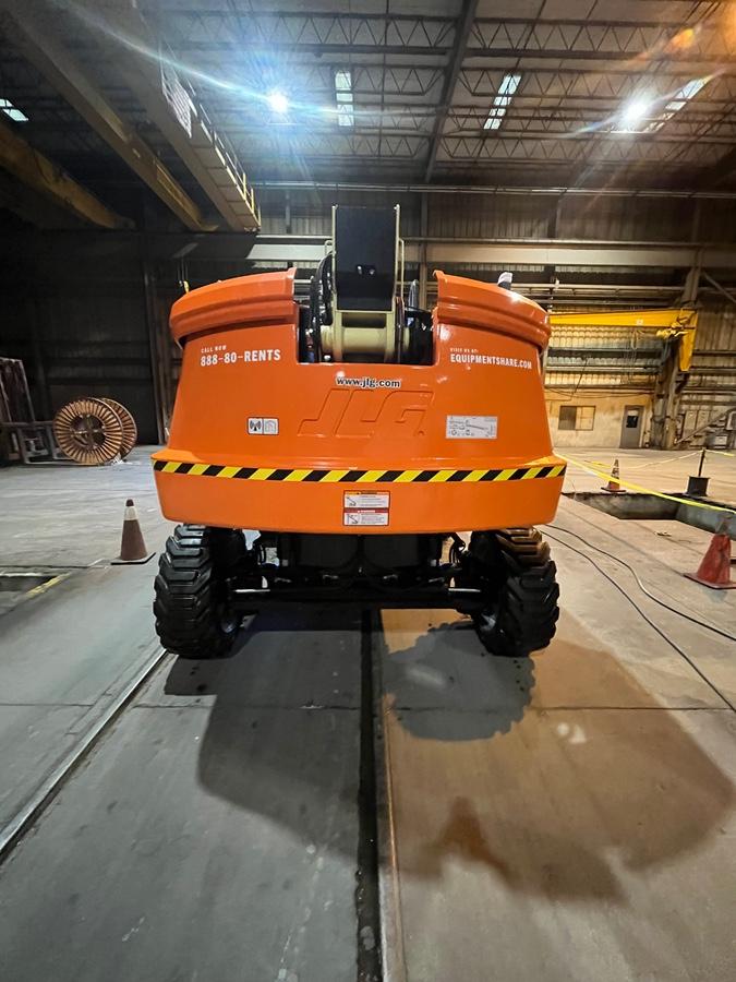 2024 JLG 660SJ