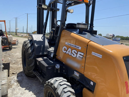 2023 CASE 588H