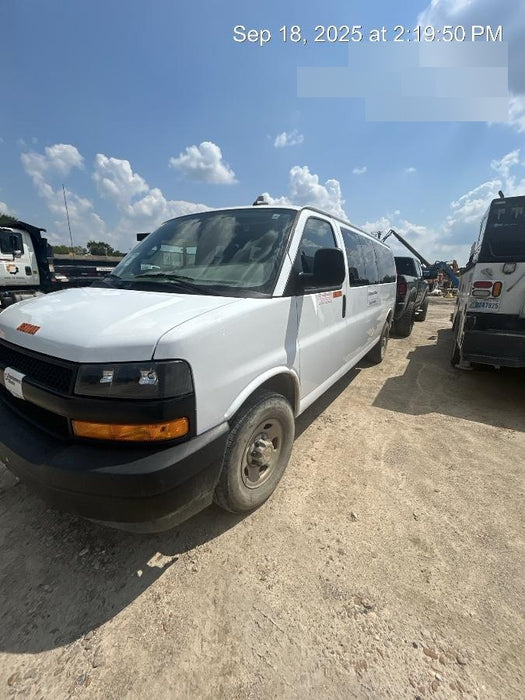2023 CHEVROLET Express Van - Rental