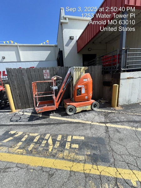 2025 JLG E300AJP