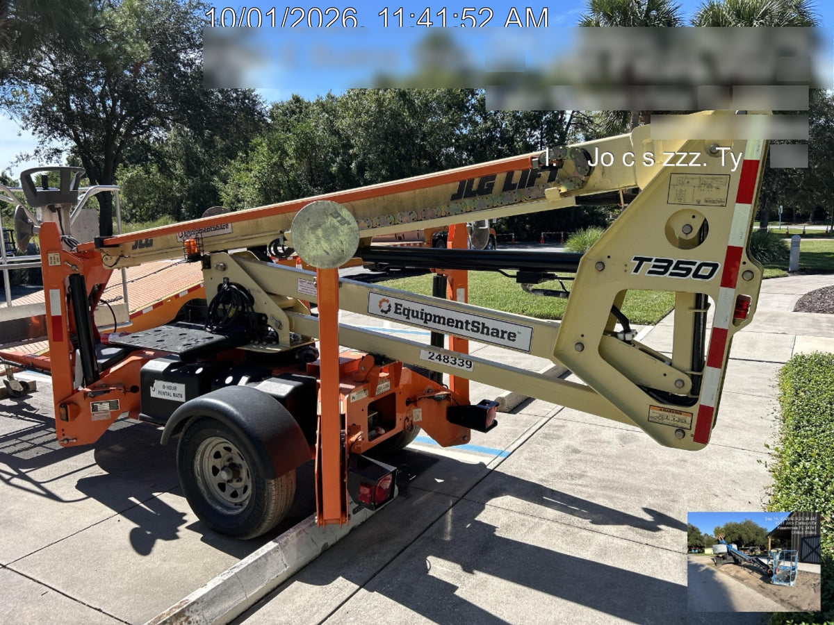2022 JLG T350
