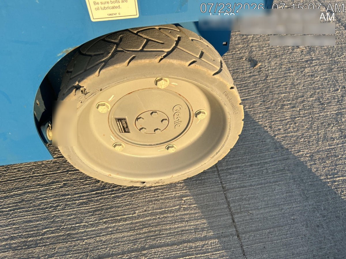 2022 GENIE GS-3246