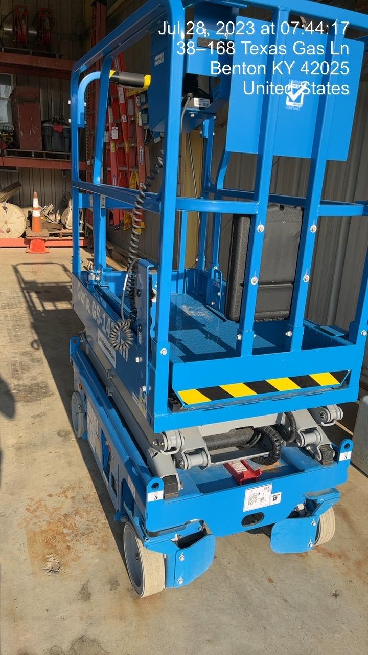 2023 GENIE GS-1432
